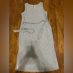 Kim Roger’s Women’s Size M Sleeveless Maxi Dress Stripes Breathable Comfy